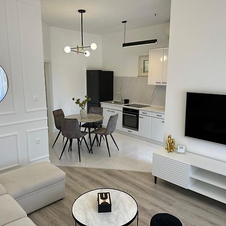 Deluxe Apartments Kate Makarska Extérieur photo