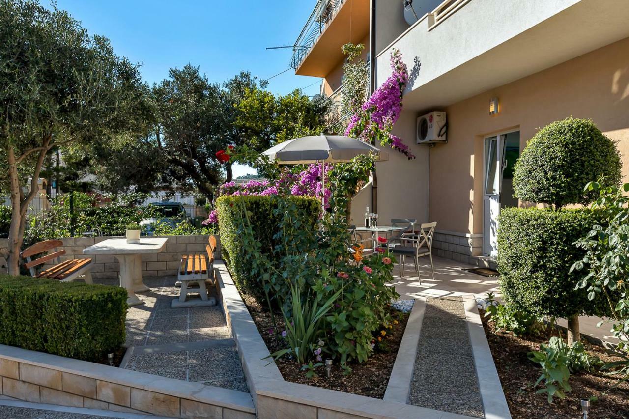 Deluxe Apartments Kate Makarska Extérieur photo